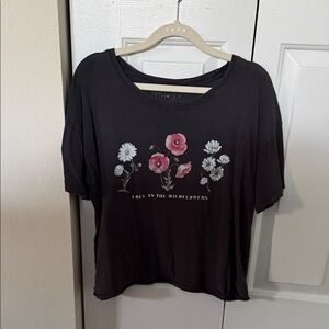 Fifth Sun Black Wildflower Graphic Tee